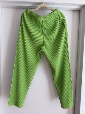 Homme Plissé Men’s Issey Miyake Pleated Lime Green Elastic Waist Chinos Size 3